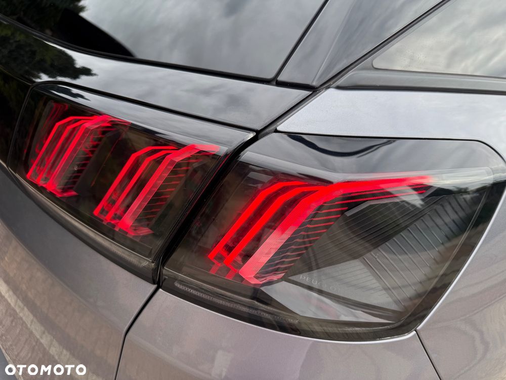 Peugeot 3008 BlueHDi 130 Stop & Start EAT8 Allure - 12