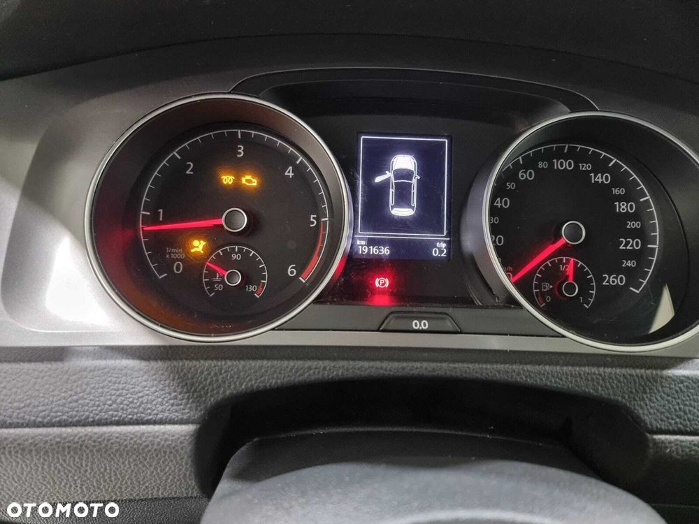 Volkswagen Golf - 20