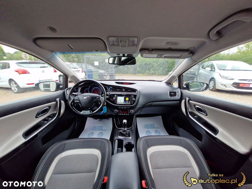 Kia Ceed 1.4 L Business Line - 26