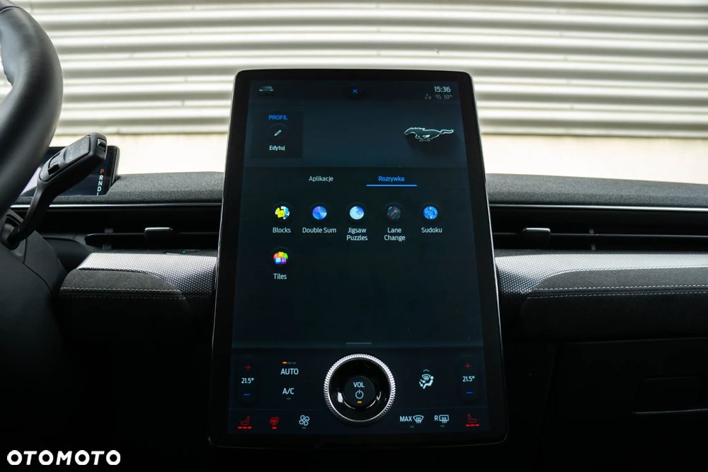 Ford Mustang Mach-E 98kWh AWD GT - 35