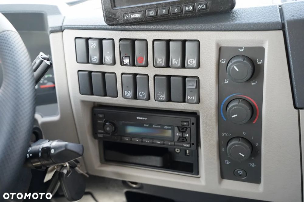 Volvo FE 280 / 4x2 / CHŁODNIA / CARRIER SUPRA 1250 MT / MULTITEMPERATURA / WINDA DHOLLANDIA 2500 KG / EURO 6 - 30