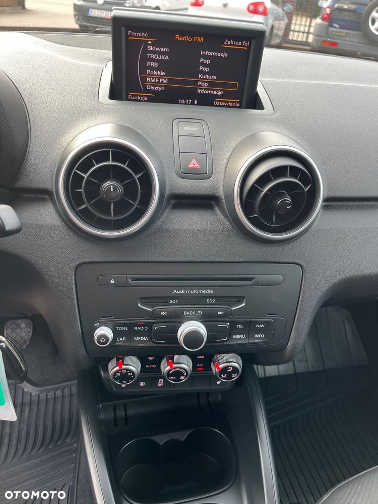 Audi A1 Sportback 1.6 TDI S line edition - 33