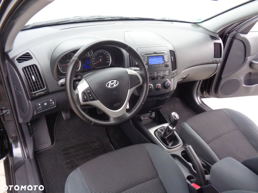 Hyundai i30 i30cw 1.4 Edition Plus - 8