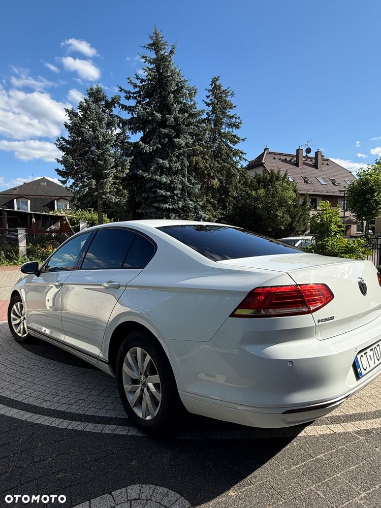 Volkswagen Passat 2.0 TDI BMT Trendline - 3