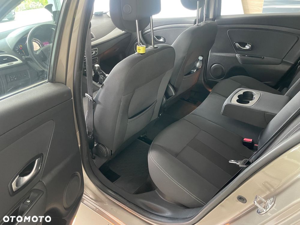 Renault Megane 1.6 16V Dynamique - 17