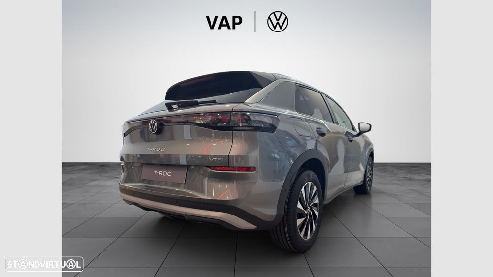 VW T-Roc 1.5 eTSI Style DSG - 5