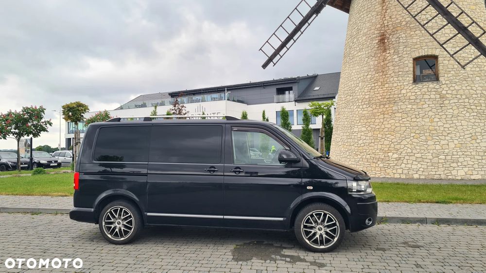 Volkswagen Multivan - 19