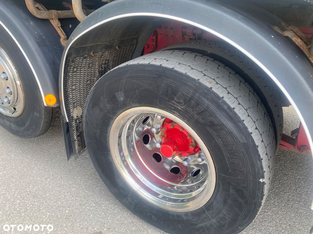 Scania P320 6X2 - 9