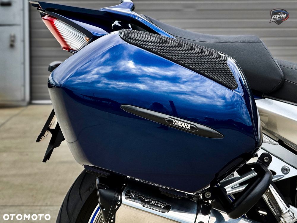 Yamaha FJR - 19