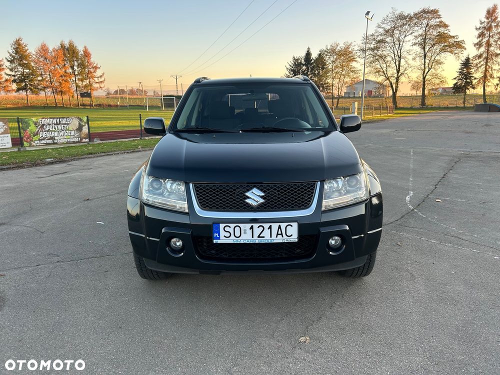 Suzuki Grand Vitara 2.0 - 5