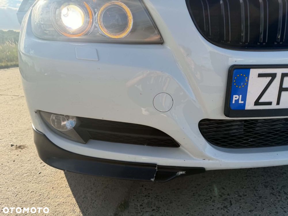 BMW Seria 3 320d DPF - 29