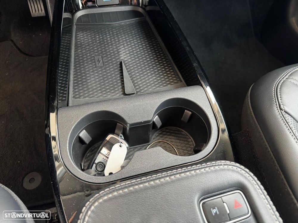 Ford Mustang Mach-E Standard - 23