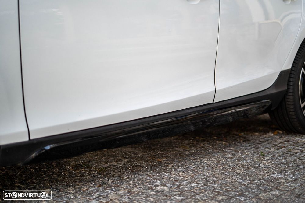 Volvo V40 Cross Country 2.0 D2 Kinetic - 38