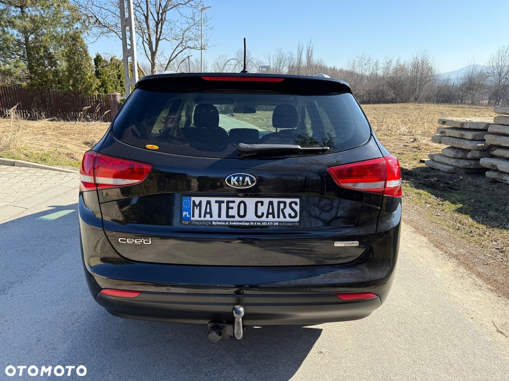 Kia Ceed 1.6 CRDi L Business Line - 29