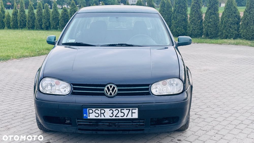 Volkswagen Golf 1.6 - 4