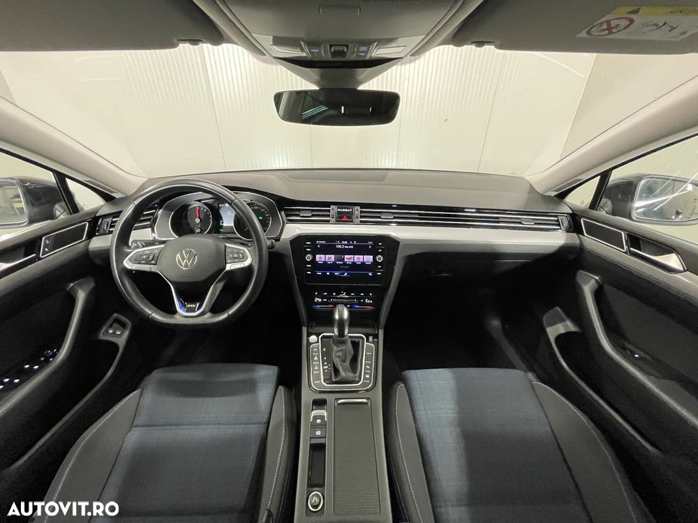 Volkswagen Passat GTE - 8