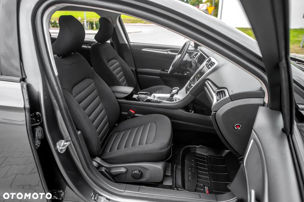 Ford Mondeo Turnier 2.0 TDCi Start-Stopp PowerShift-Aut Trend - 7
