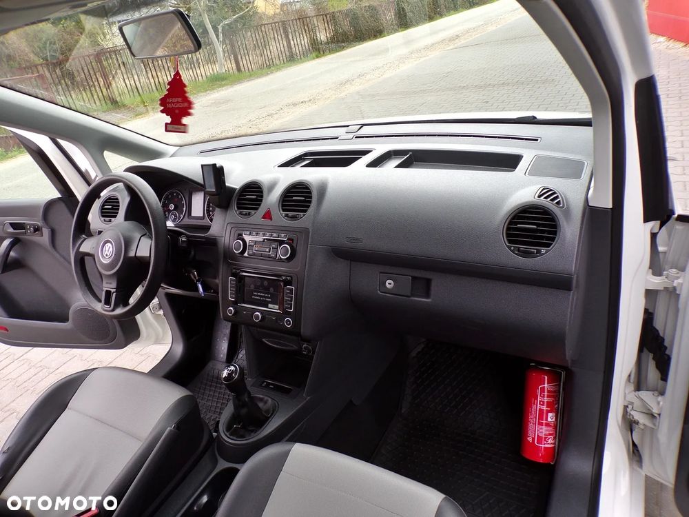 Volkswagen CADDY - 17