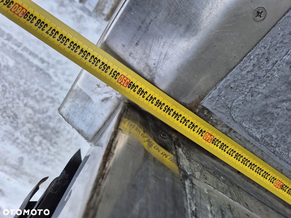 Chłodnia Mroźnia 6 palet 3.4m długa 2.25 szeroka Carrier xarios 350, zasilanie stacjonarne 230v, 2018 rok stan bdb! - 16