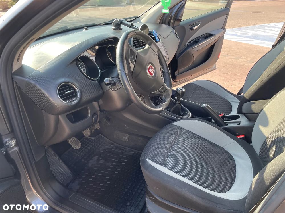Fiat Bravo 1.6 Multijet 16V Dynamic - 23
