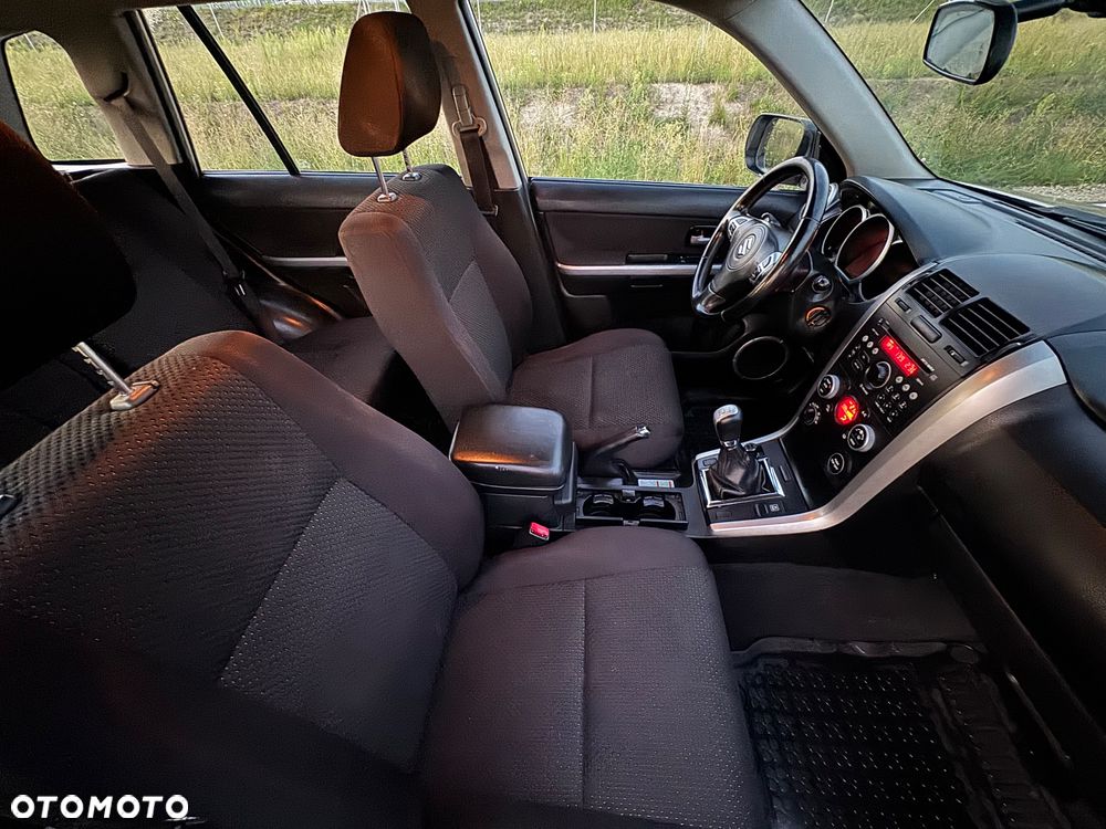 Suzuki Grand Vitara 2.4 Comfort - 7