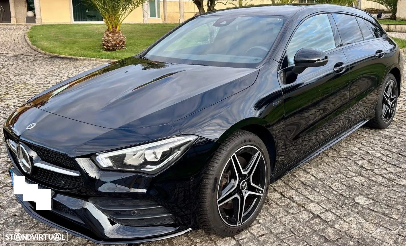 Mercedes-Benz CLA 250 e Shooting Brake AMG Line - 1