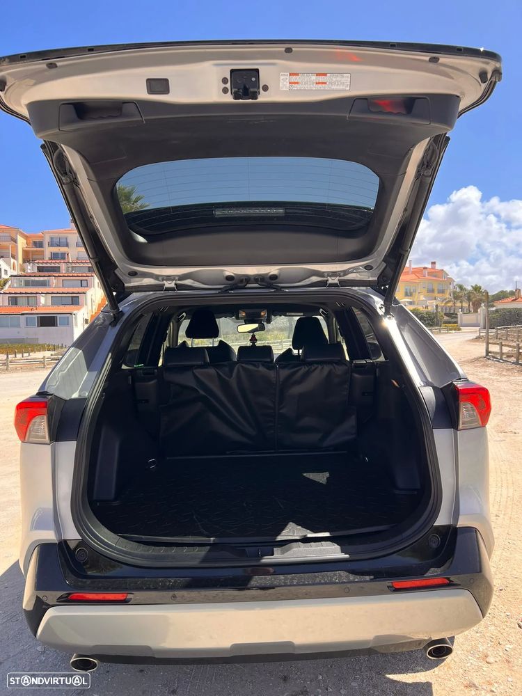 Toyota RAV4 2.5 HDF Square Collection - 13
