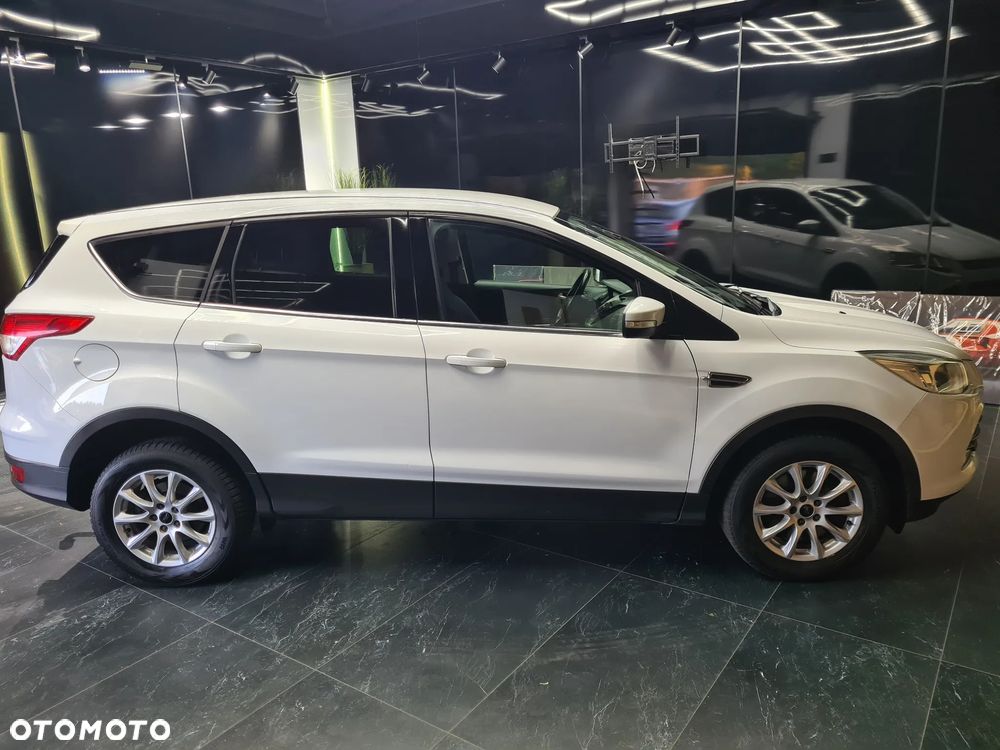 Ford Kuga 2.0 TDCi 2x4 Trend - 7