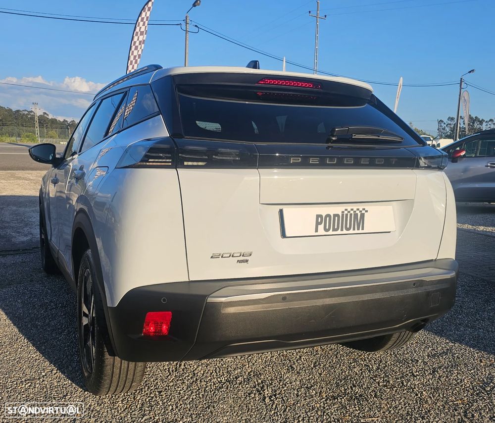 Peugeot 2008 1.2 PureTech Allure - 12