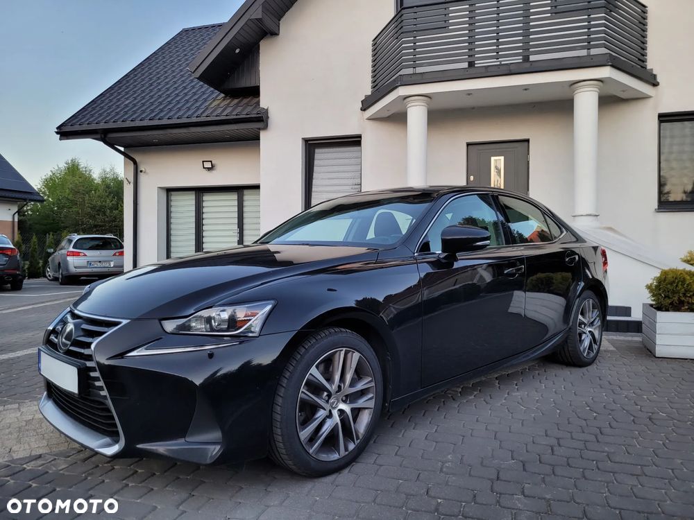 Lexus IS 200t / 300 Black - 13