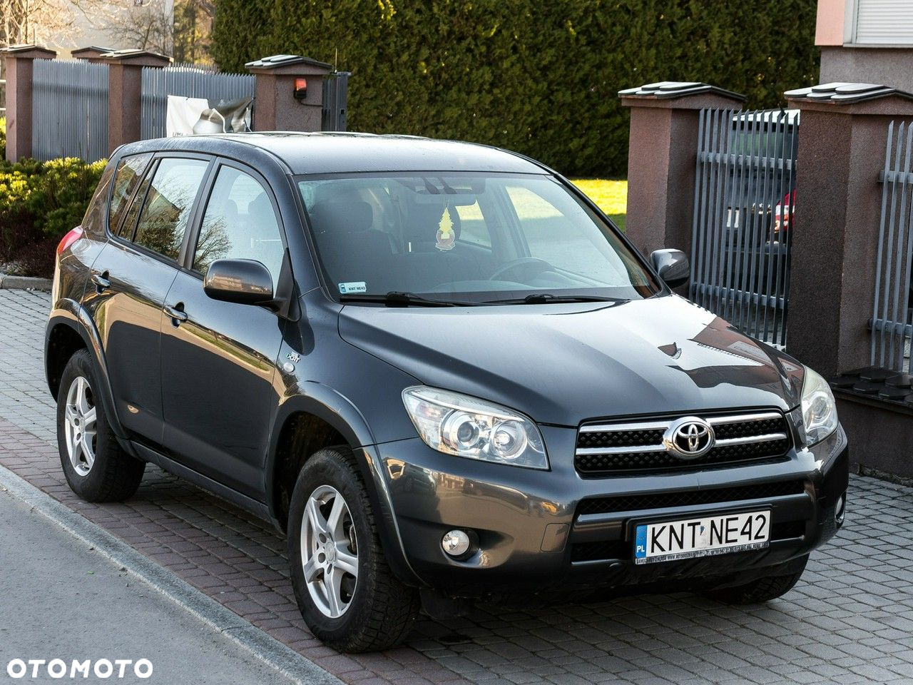 Toyota RAV4 - 5