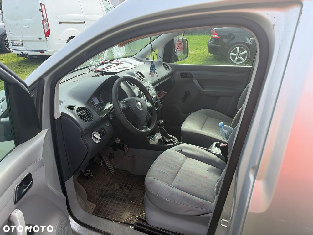 Volkswagen Caddy - 9