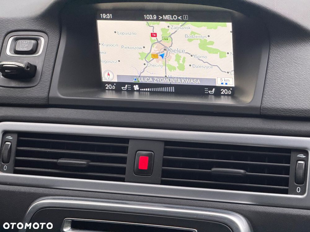 Volvo V70 D3 Geartronic Kinetic - 23