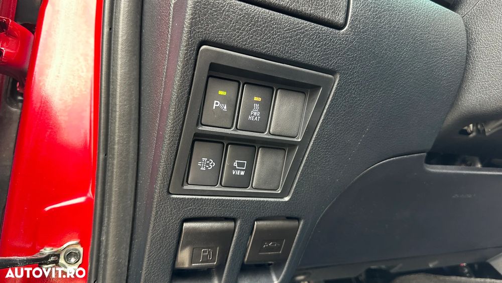 Toyota Hilux 2.8D 204CP 4x4 Double Cab AT GR Sport II - 22