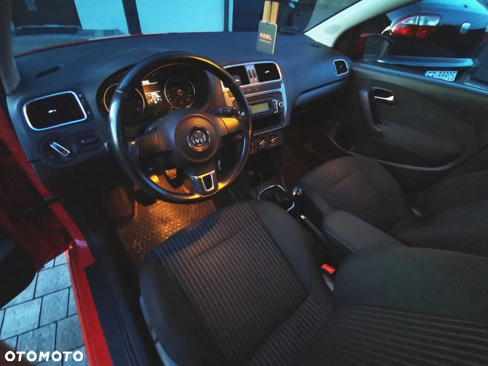 Volkswagen Polo 1.4 16V Highline - 8