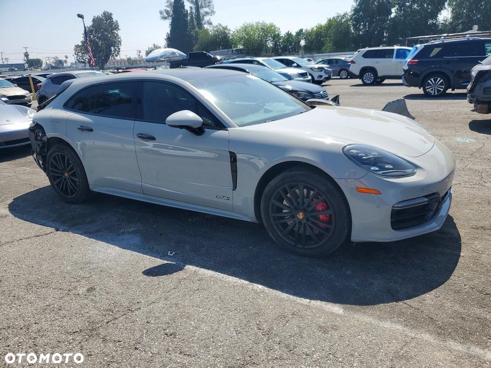 Porsche Panamera - 5