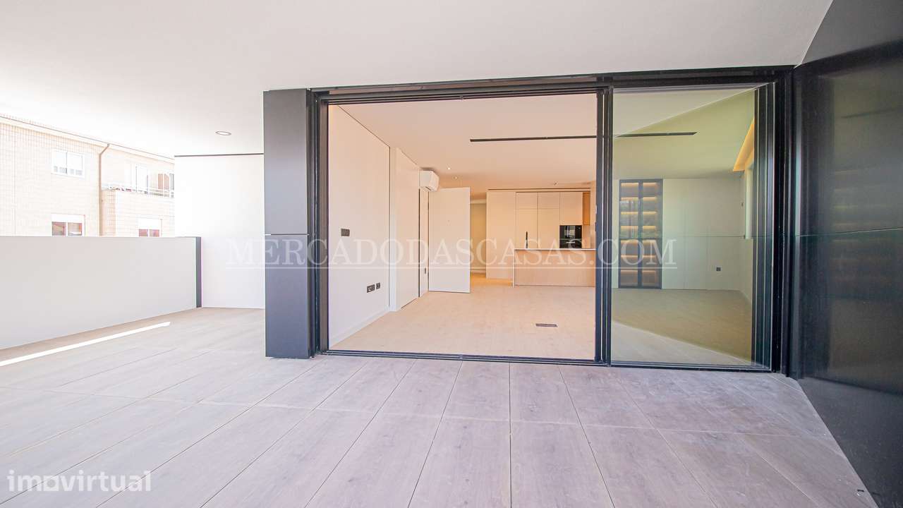 Apartamento T4 Amplas áreas, garagem, Luxo - Grande imagem: 2/12