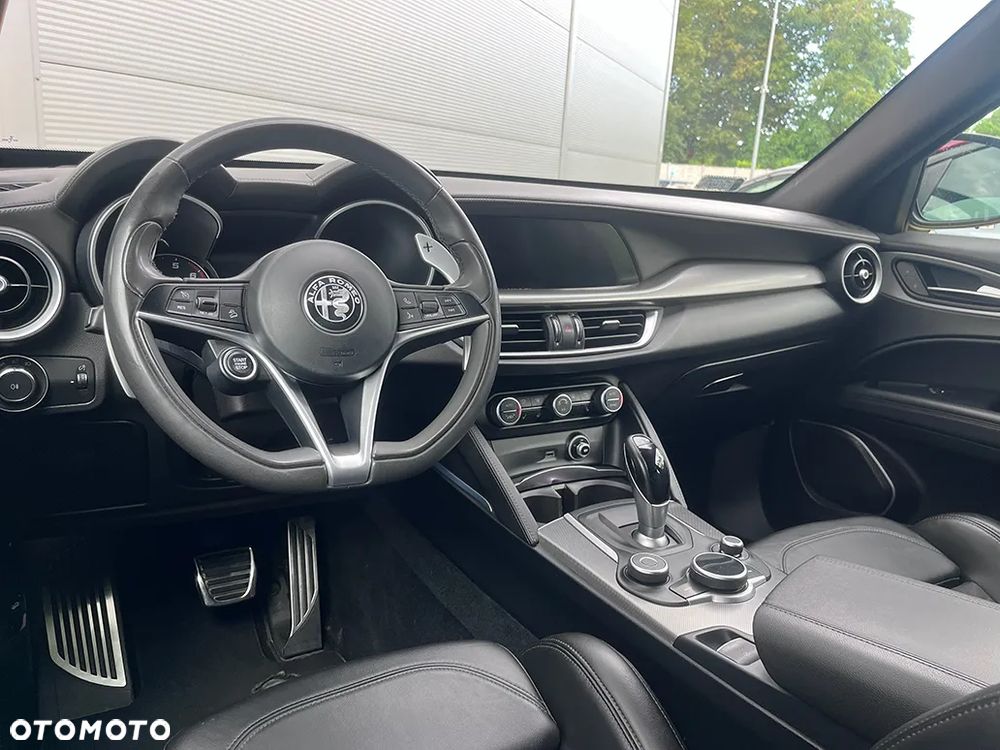 Alfa Romeo Stelvio 2.0 Turbo Executive Q4 - 5