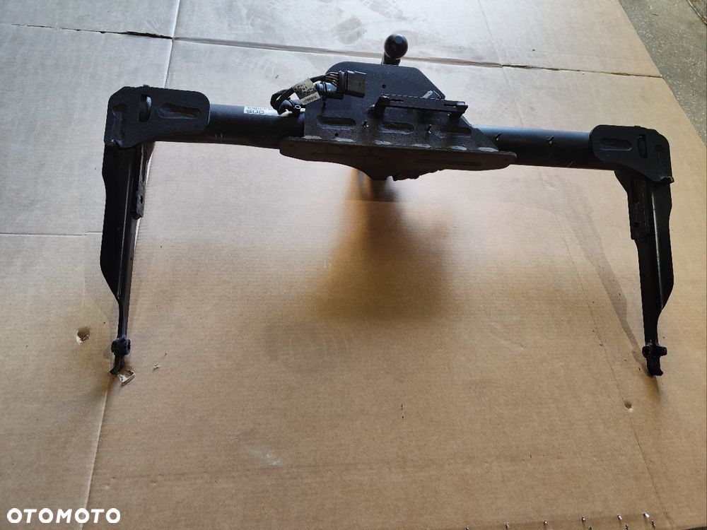 Hak holowniczy 80A800495G Audi Q5 - 7