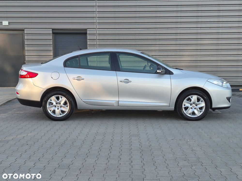 Renault Fluence 1.6 16V 110 Dynamique - 12