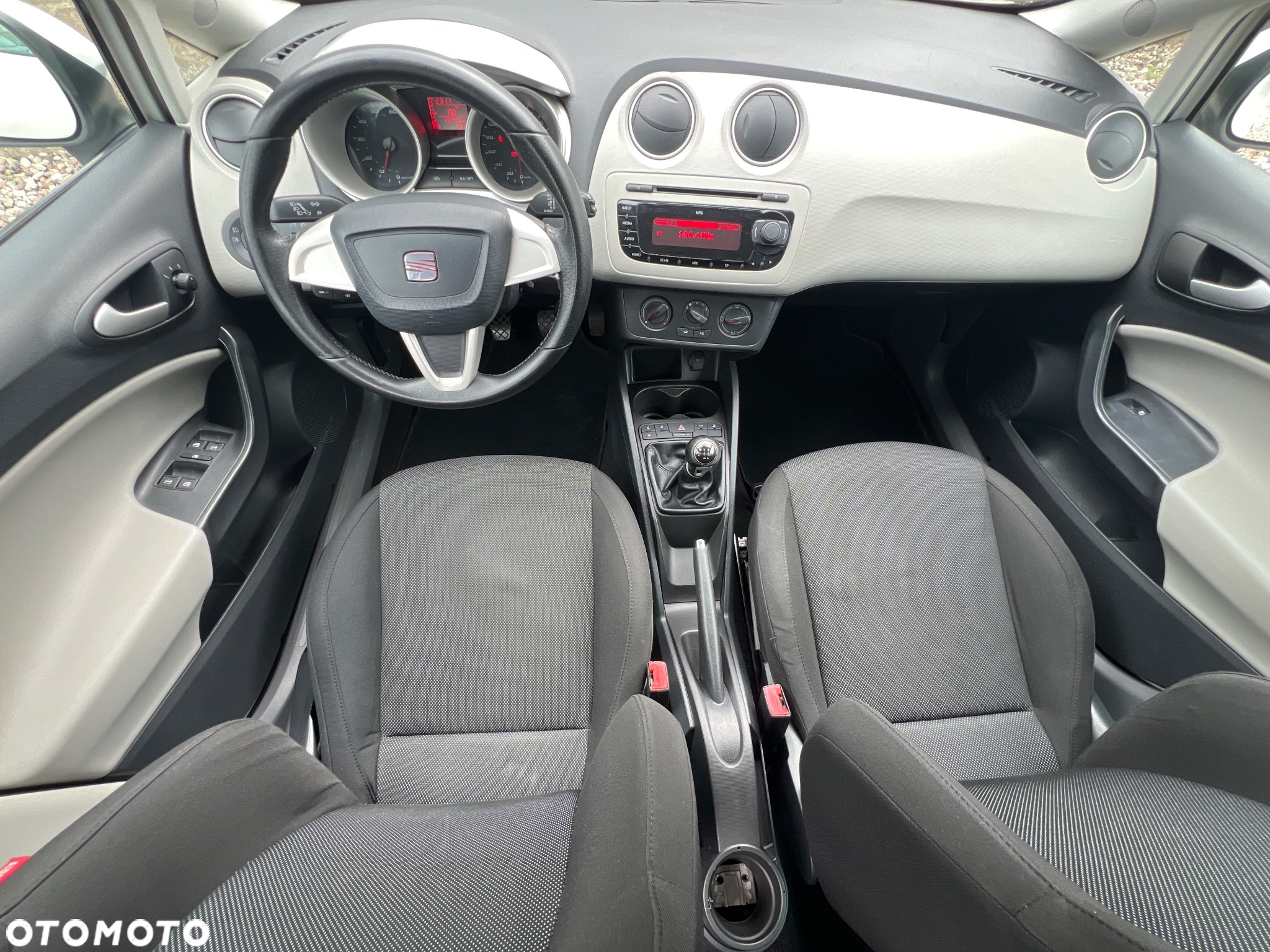 Seat Ibiza 1.4 16V Sport - 16