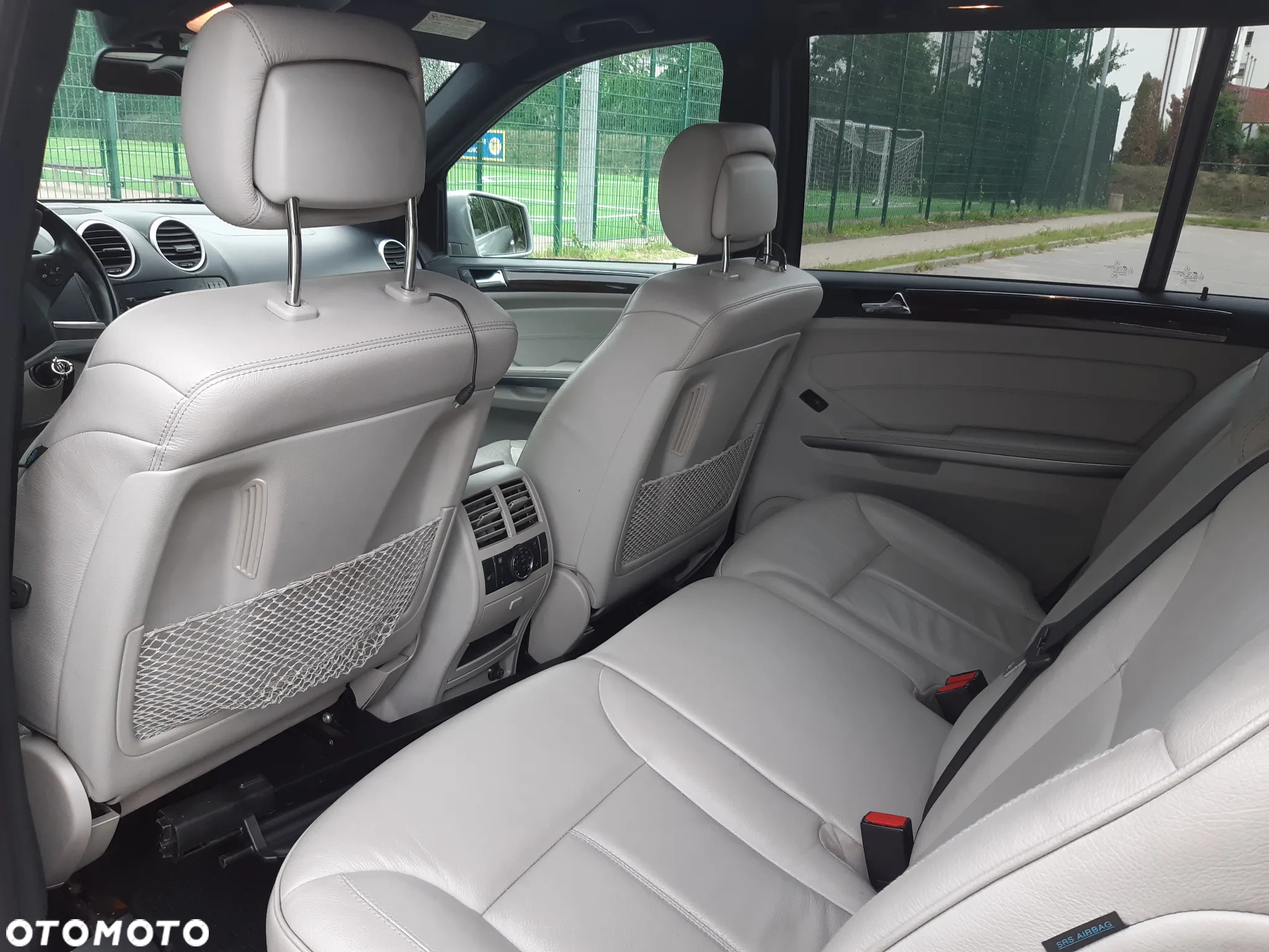 Mercedes-Benz GL 450 CDI - 10
