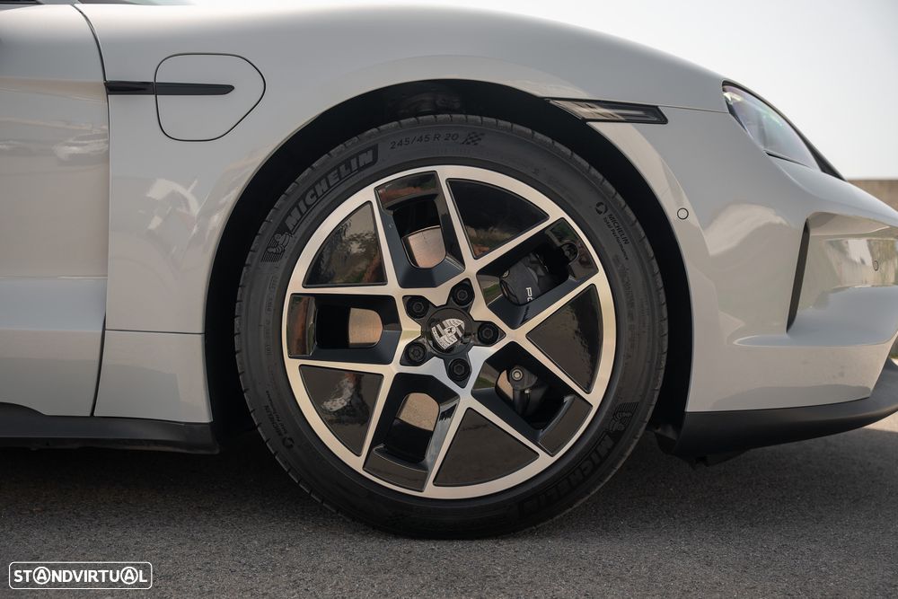 Porsche Taycan Bateria Performance Plus - 4