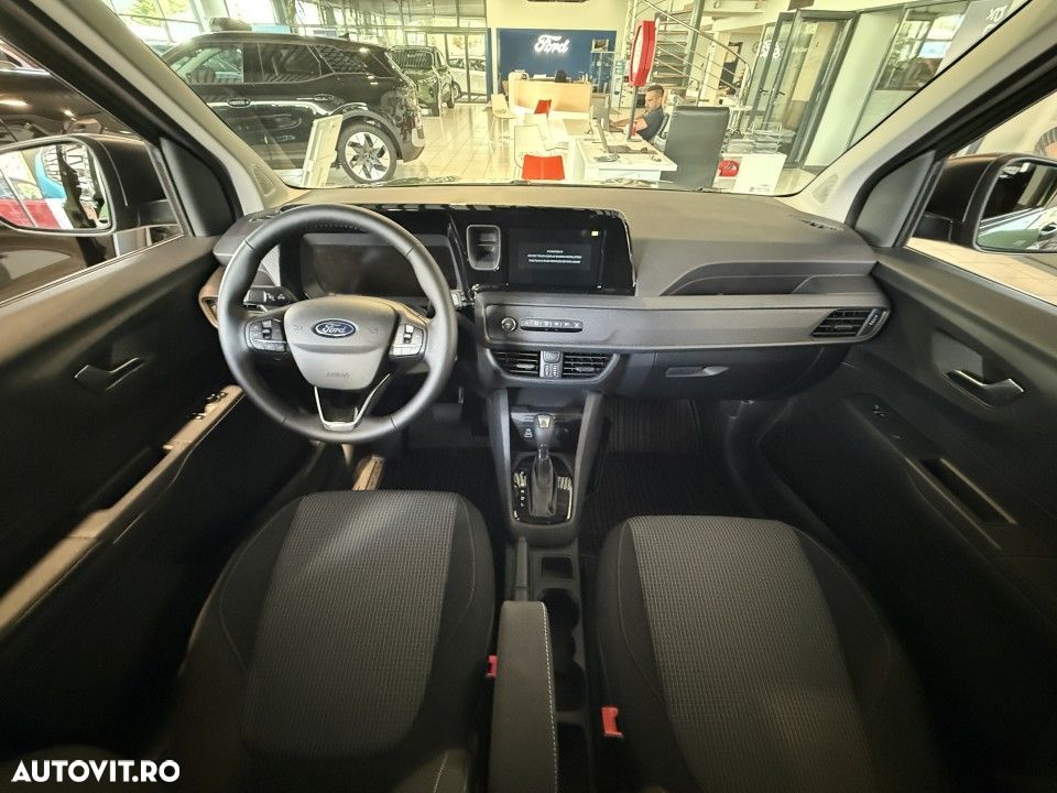 Ford Transit Courier - 9