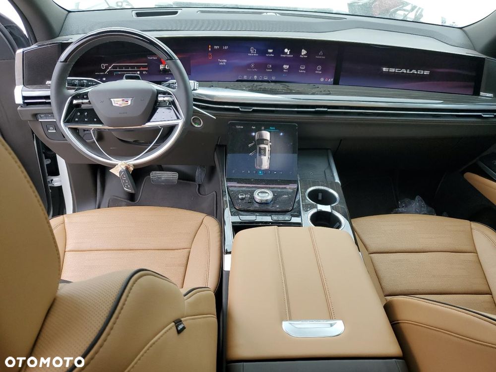 Cadillac Escalade - 9