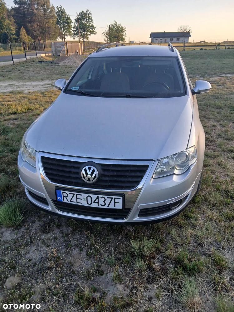 Volkswagen Passat 2.0 TDI DPF Comfortline - 1