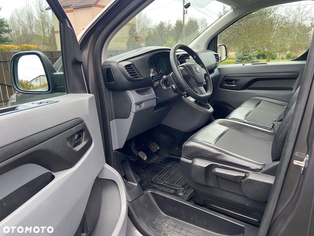 Toyota Proace - 8