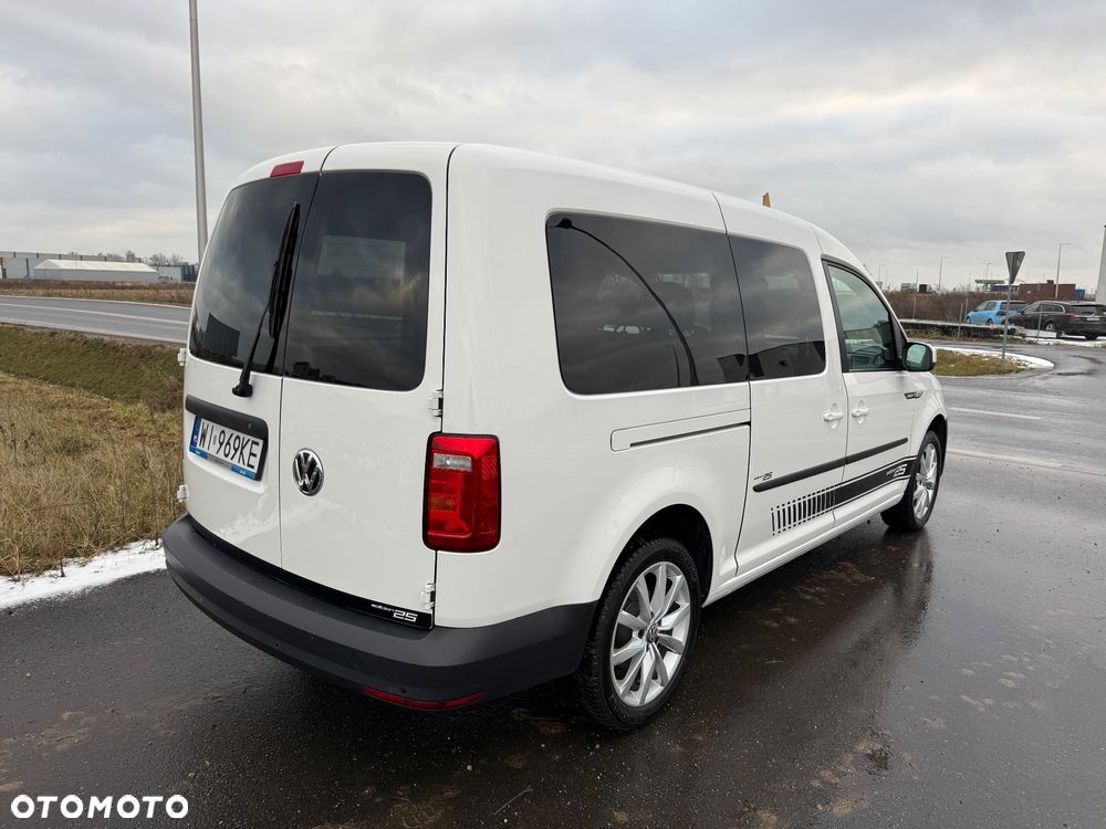 Volkswagen Caddy Maxi 1.4 TSI Comfortline DSG - 4