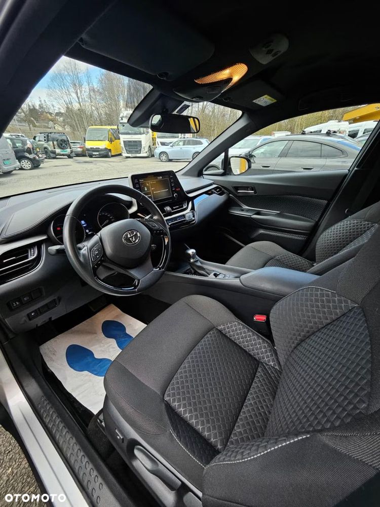 Toyota C-HR 1.8 Hybrid Prestige - 17
