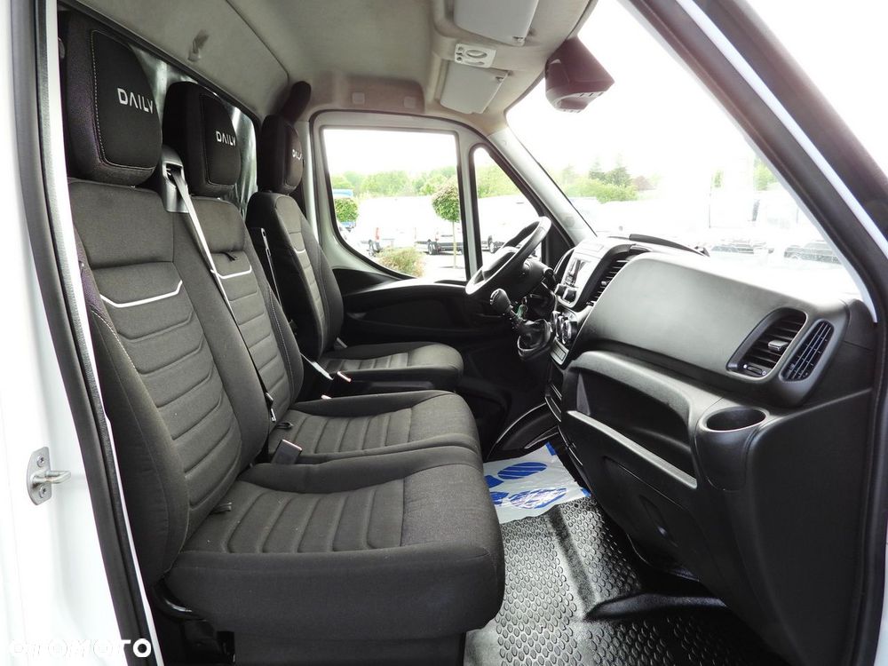 Iveco DAILY 35S18 PLANDEKA WINDA 8 PALET WEBASTO TEMPOMAT KLIMATYZACJA  180KM - 37